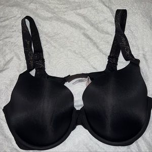 Victoria's Secret t-shirt push up bra